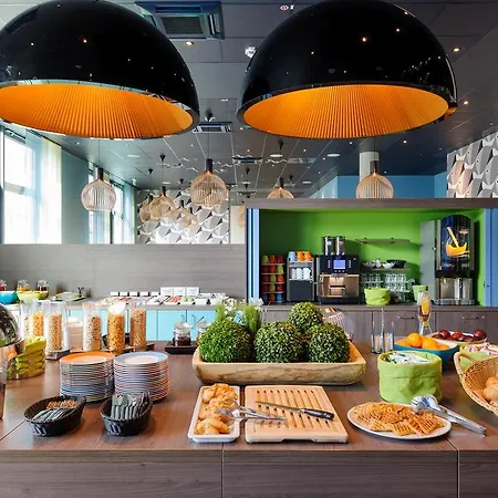 Ibis Styles 3*
